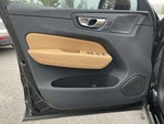 2023 XC60 Thumbnail 5