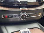 2023 XC60 Thumbnail 19