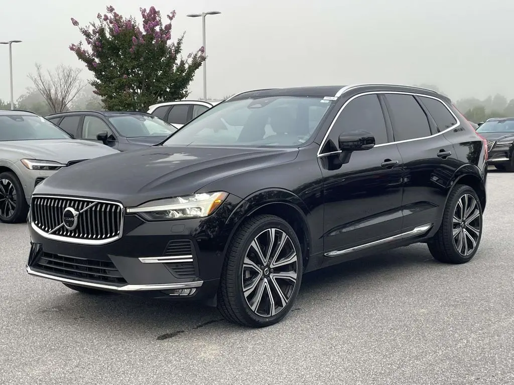 2023 Volvo XC60 - $42,480
