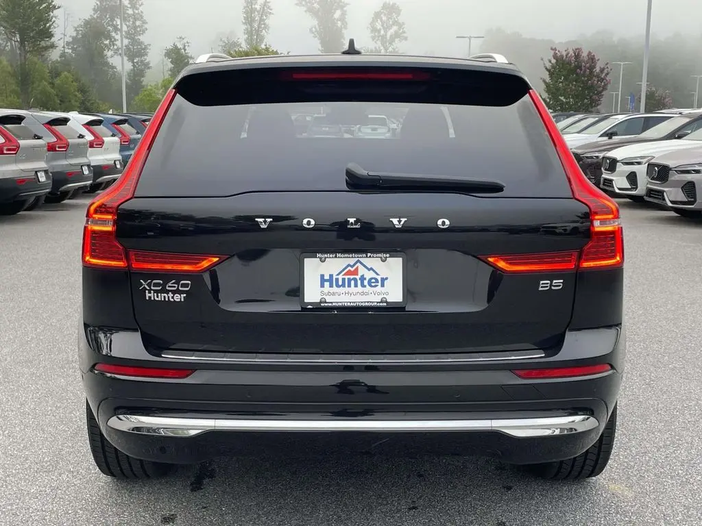 2023 Volvo XC60 - $42,480