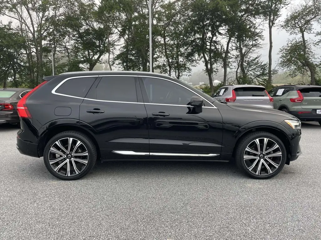 2023 Volvo XC60 - $42,480
