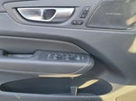 2023 XC60 Thumbnail 11