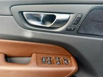 2023 XC60 Thumbnail 19