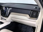 2023 XC60 Thumbnail 16