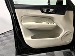 2023 XC60 Thumbnail 23