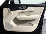 2023 XC60 Thumbnail 24