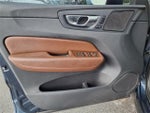 2023 XC60 Thumbnail 17