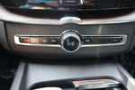 2022 XC60 Thumbnail 23