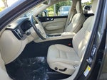 2022 XC60 Thumbnail 18