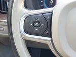2022 XC60 Thumbnail 24