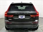 2022 XC60 Thumbnail 4