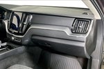 2022 XC60 Thumbnail 16
