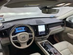 2022 XC60 Thumbnail 10