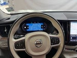 2022 XC60 Thumbnail 12