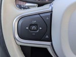2022 XC60 Thumbnail 24