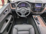 2022 XC60 Thumbnail 17