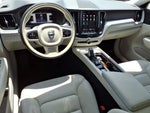 2023 XC60 Thumbnail 15