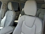 2023 XC60 Thumbnail 18