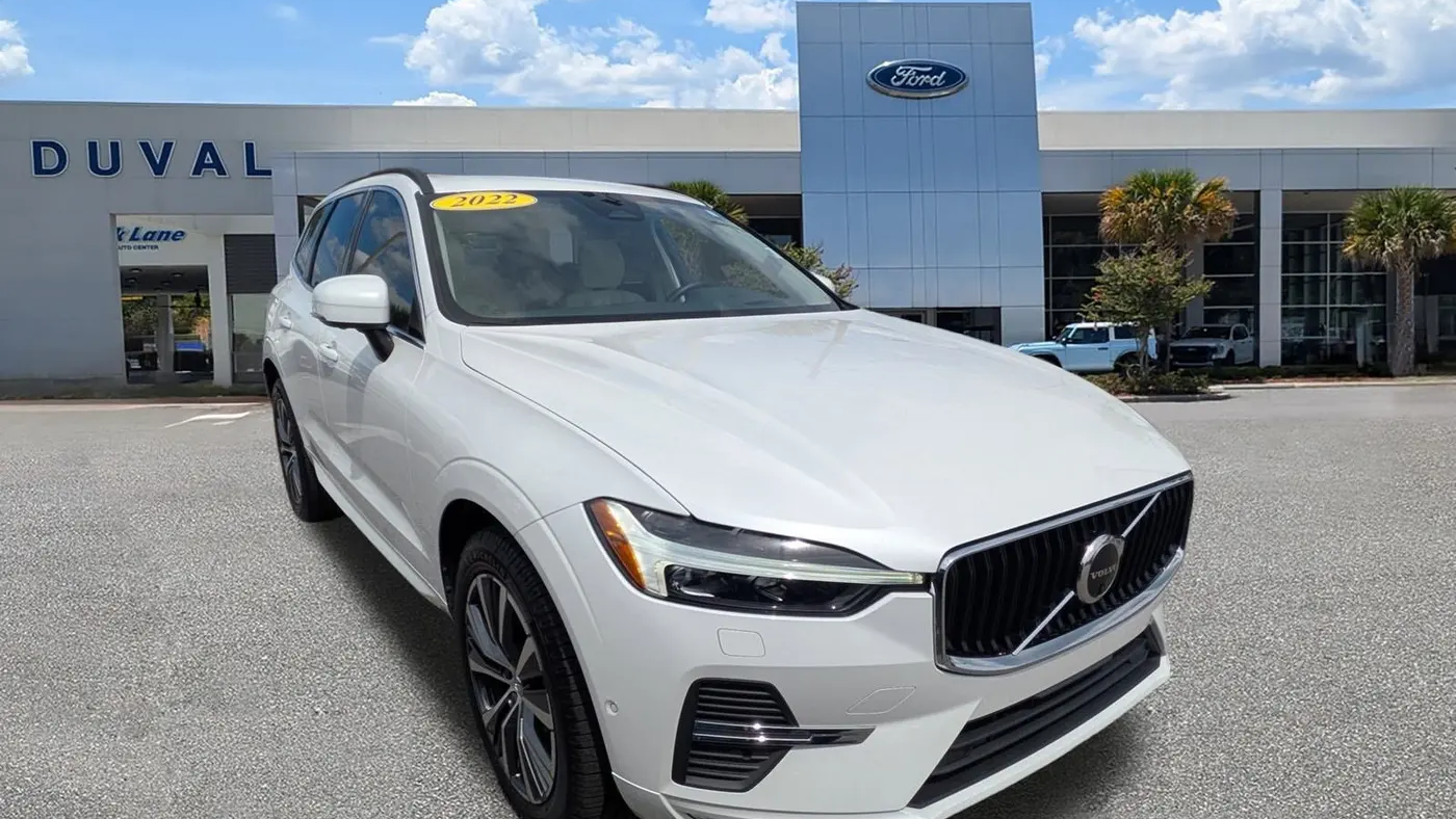 Preowned 2022 Volvo XC60 B5 Momentum for Sale