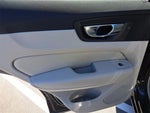 2022 XC60 Thumbnail 10