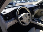 2022 XC60 Thumbnail 18
