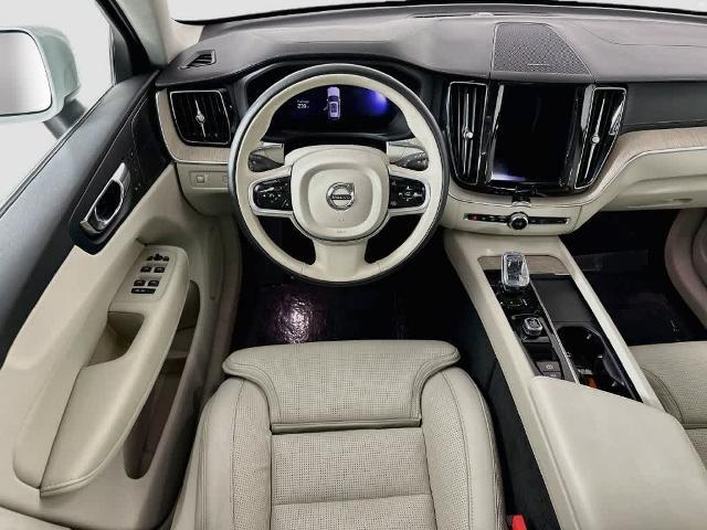 2022 Volvo XC60 - $30,456