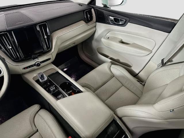 2022 Volvo XC60 - $30,456