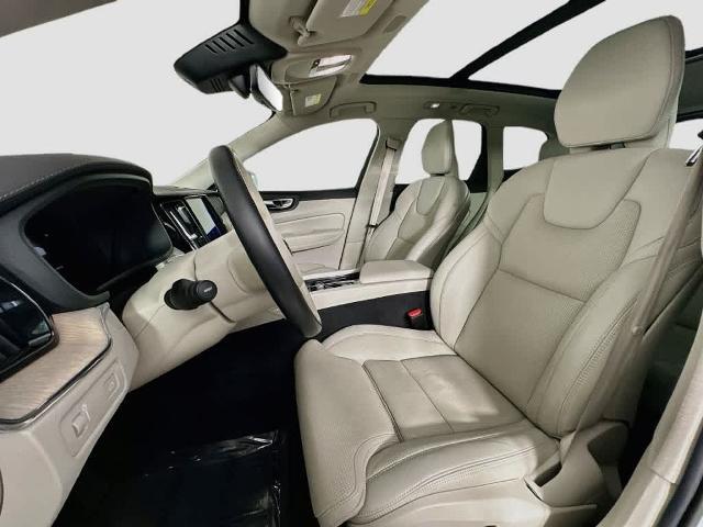 2022 Volvo XC60 - $30,456