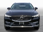 2022 XC60 Thumbnail 2