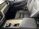 2022 XC60 Thumbnail 17