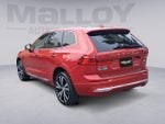 2022 XC60 Thumbnail 3