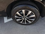 2023 XC60 Thumbnail 9