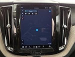 2022 XC60 Thumbnail 14