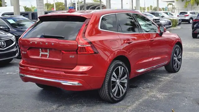 2022 Volvo XC60 B5 Inscription