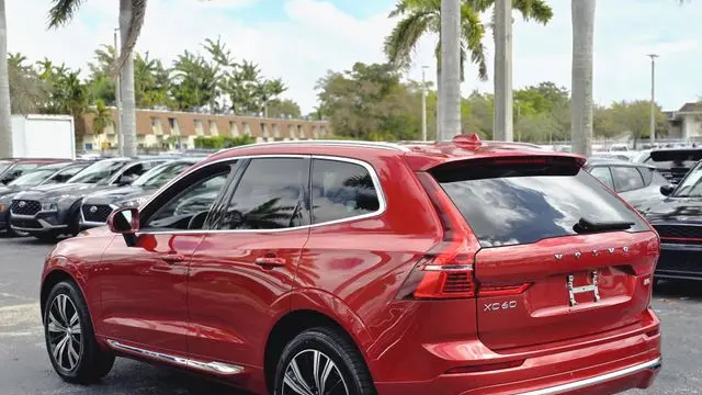 2022 Volvo XC60 B5 Inscription