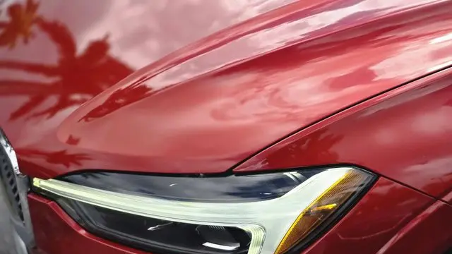 2022 Volvo XC60 B5 Inscription