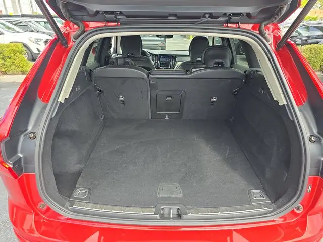 2022 Volvo XC60 - $26,990
