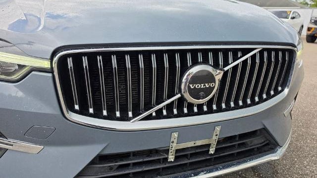 2022 Volvo XC60 B5 Inscription