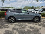 2022 XC60 Thumbnail 4