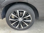 2023 XC60 Thumbnail 6