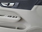 2023 XC60 Thumbnail 14