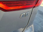 2023 XC60 Thumbnail 1