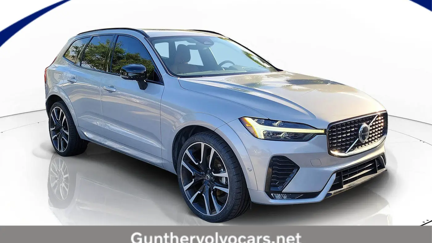 Preowned 2023 Volvo XC60 B5 Ultimate Dark Theme for Sale