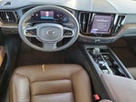 2023 XC60 Thumbnail 3