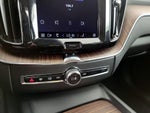 2023 XC60 Thumbnail 17