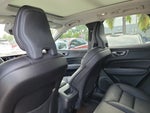 2023 XC60 Thumbnail 18