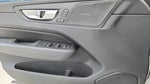 2023 XC60 Thumbnail 22