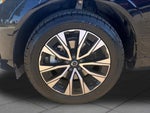 2023 XC60 Thumbnail 11