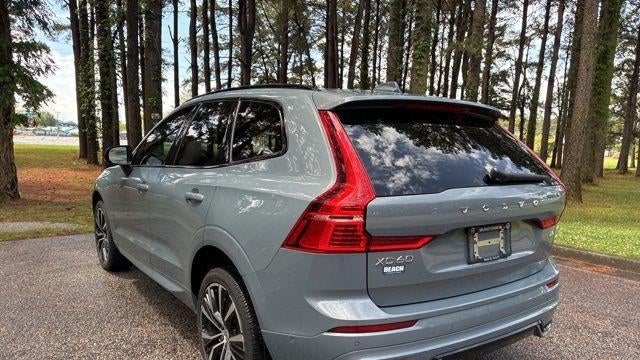 2023 Volvo XC60 B5 Plus Dark Theme