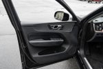 2023 XC60 Thumbnail 17